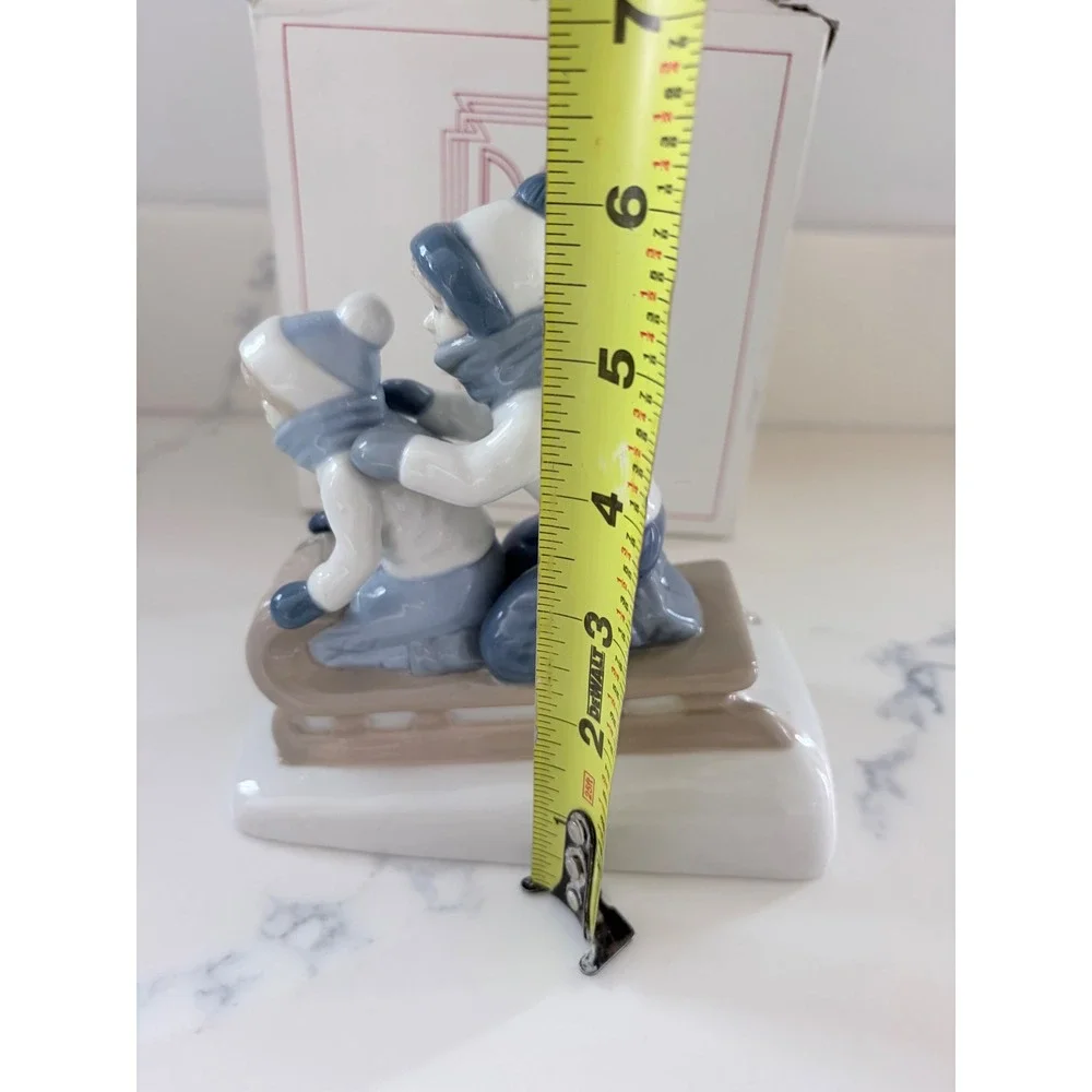 Paul Sebastian Fine‎ Porcelain Children on Sled Figurine 1594 Mexico with Box